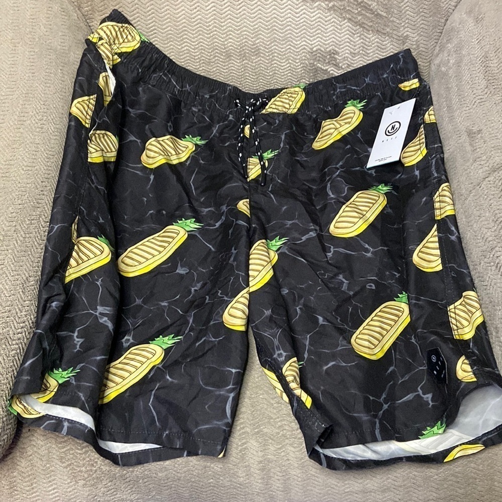 NWT Neff Swim Trunks/Shorts Pineapple Float Print Black Gray Yellow 2X